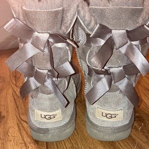 Girls Uggs size 3